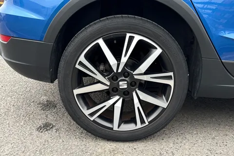 DH23LLT SEAT Arona 1.0 TSI FR Edition Euro 6 (s/s) 5dr Thumbnail #7