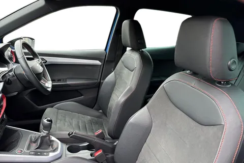 DH23LLT SEAT Arona 1.0 TSI FR Edition Euro 6 (s/s) 5dr Thumbnail #11