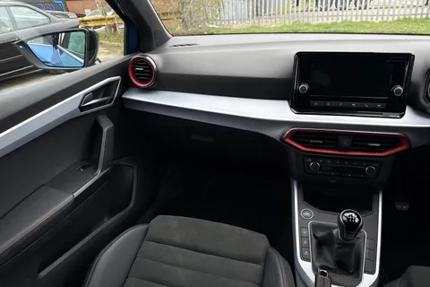 DH23LLT SEAT Arona 1.0 TSI FR Edition Euro 6 (s/s) 5dr Thumbnail #15