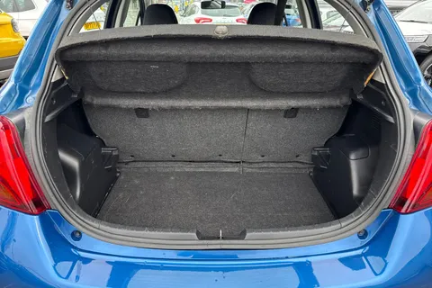 PK16XSX Toyota Yaris 1.5 VVT-h Active E-CVT Euro 6 5dr Thumbnail #8