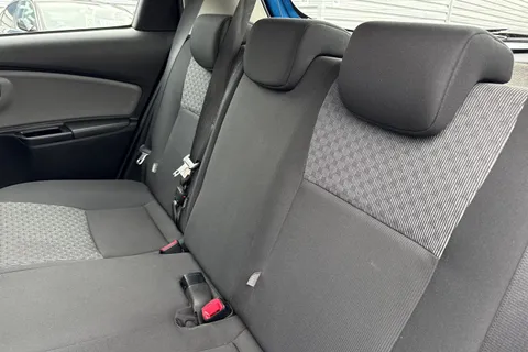 PK16XSX Toyota Yaris 1.5 VVT-h Active E-CVT Euro 6 5dr Thumbnail #20