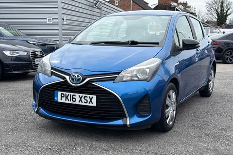 PK16XSX Toyota Yaris 1.5 VVT-h Active E-CVT Euro 6 5dr Thumbnail #26