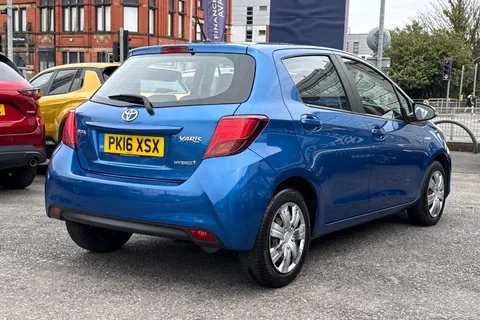 PK16XSX Toyota Yaris 1.5 VVT-h Active E-CVT Euro 6 5dr Thumbnail #30