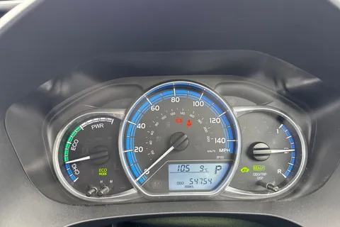 PK16XSX Toyota Yaris 1.5 VVT-h Active E-CVT Euro 6 5dr Thumbnail #40