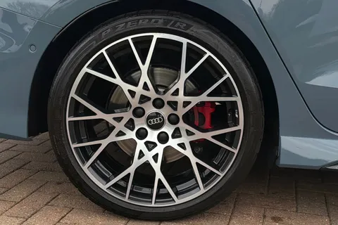 BT74VHK Audi RS 3 RS 3 Saloon Carbon Vorsprung 400 PS S tronic Thumbnail #10