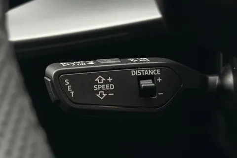 BT74VHK Audi RS 3 RS 3 Saloon Carbon Vorsprung 400 PS S tronic Thumbnail #38