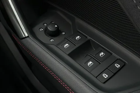 BT74VHK Audi RS 3 RS 3 Saloon Carbon Vorsprung 400 PS S tronic Thumbnail #39