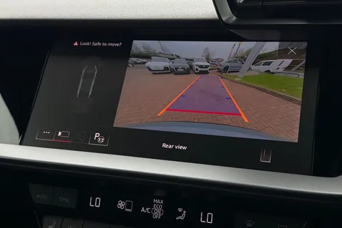 BT74VHK Audi RS 3 RS 3 Saloon Carbon Vorsprung 400 PS S tronic Thumbnail #40