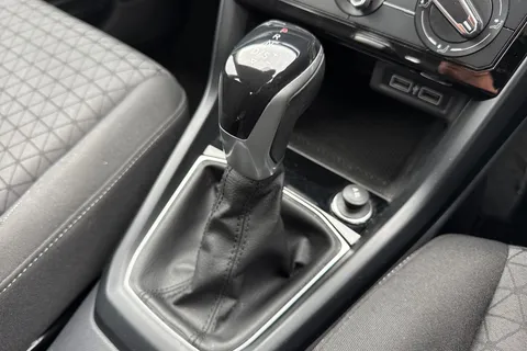 BN70UWV Volkswagen T-Cross 1.0 TSI 115 SE 5dr DSG ⭐1 Year VW Warranty⭐ Thumbnail #24