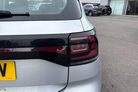 BN70UWV Volkswagen T-Cross 1.0 TSI 115 SE 5dr DSG ⭐1 Year VW Warranty⭐ Thumbnail #27