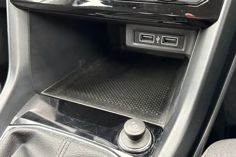 BN70UWV Volkswagen T-Cross 1.0 TSI 115 SE 5dr DSG ⭐1 Year VW Warranty⭐ Thumbnail #39