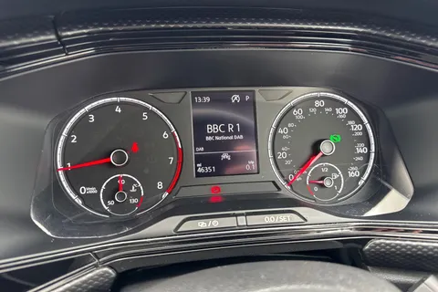 BN70UWV Volkswagen T-Cross 1.0 TSI 115 SE 5dr DSG ⭐1 Year VW Warranty⭐ Thumbnail #45