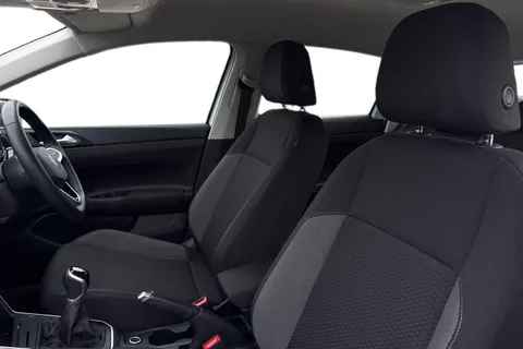 MJ72FBF Volkswagen Polo 1.0 Life 5dr **REAR VIEW CAMERA** Thumbnail #17