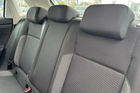 MJ72FBF Volkswagen Polo 1.0 Life 5dr **REAR VIEW CAMERA** Thumbnail #20