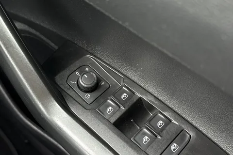 MJ72FBF Volkswagen Polo 1.0 Life 5dr **REAR VIEW CAMERA** Thumbnail #22