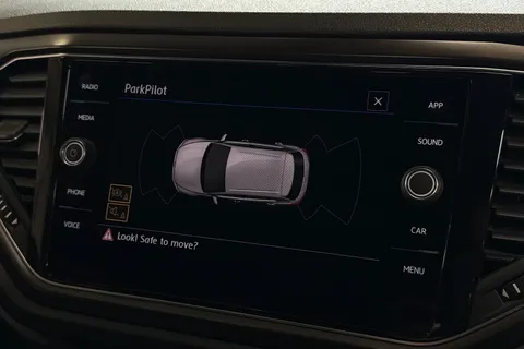 ML19XRH Volkswagen T-Roc 1.5 TSI EVO SE DSG Euro 6 (s/s) 5dr Thumbnail #35