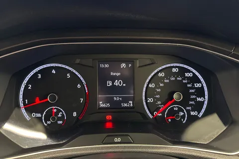 ML19XRH Volkswagen T-Roc 1.5 TSI EVO SE DSG Euro 6 (s/s) 5dr Thumbnail #36