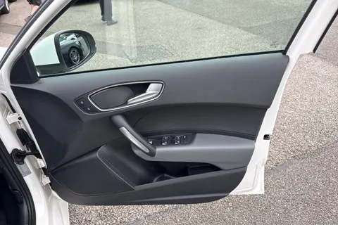 GV18BPF Audi A1 1.4 TFSI Sport Sportback S Tronic Euro 6 (s/s) 5dr (Nav) Thumbnail #21