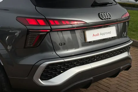 BG75XBB Audi Q3 SUV S line e-hybrid  272 PS S tronic Thumbnail #8