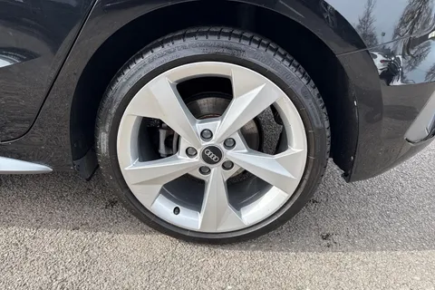KM72OVR Audi A3 Sportback S line 35 TFSI  150 PS S tronic Thumbnail #13