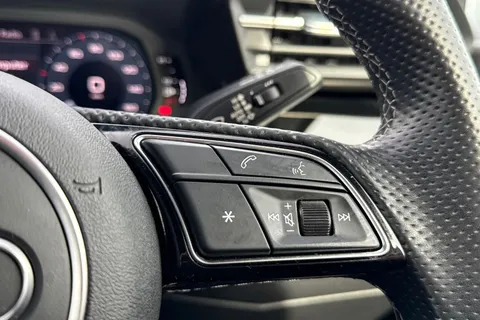 KM72OVR Audi A3 Sportback S line 35 TFSI  150 PS S tronic Thumbnail #26