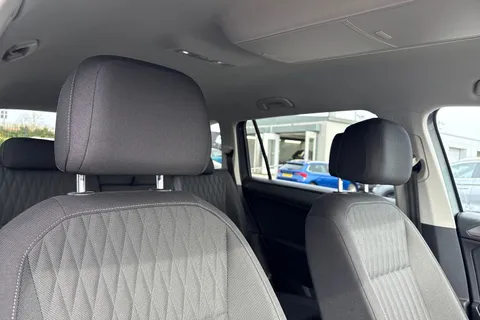 YY22YBH Volkswagen Tiguan Allspace 1.5 TSI Life DSG Euro 6 (s/s) 5dr Thumbnail #25