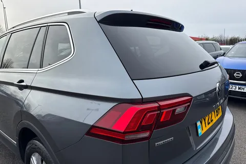 YY22YBH Volkswagen Tiguan Allspace 1.5 TSI Life DSG Euro 6 (s/s) 5dr Thumbnail #34