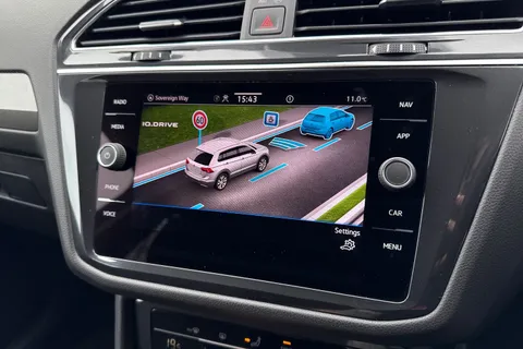 YY22YBH Volkswagen Tiguan Allspace 1.5 TSI Life DSG Euro 6 (s/s) 5dr Thumbnail #54