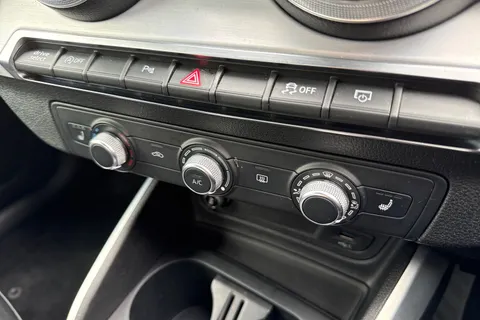 SB72NTE Audi Q2 1.5 TFSI CoD 35 S line S Tronic Euro 6 (s/s) 5dr Thumbnail #50