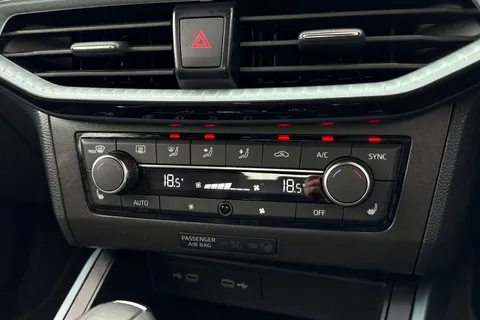 FV72UHL SEAT Arona 1.0 TSI XPERIENCE Lux DSG Euro 6 (s/s) 5dr Thumbnail #23