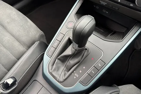 FV72UHL SEAT Arona 1.0 TSI XPERIENCE Lux DSG Euro 6 (s/s) 5dr Thumbnail #24