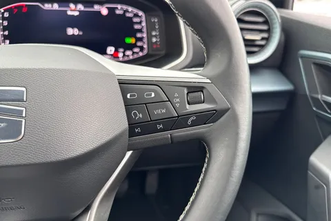 FV72UHL SEAT Arona 1.0 TSI XPERIENCE Lux DSG Euro 6 (s/s) 5dr Thumbnail #41