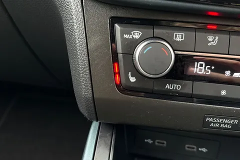 FV72UHL SEAT Arona 1.0 TSI XPERIENCE Lux DSG Euro 6 (s/s) 5dr Thumbnail #57