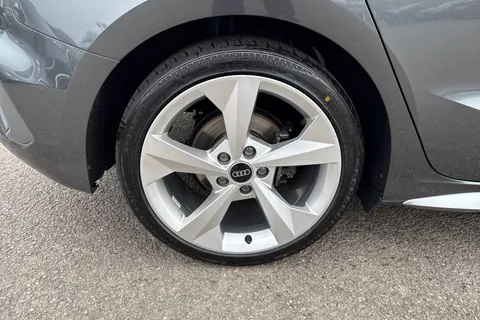 DA23XWX Audi A3 Sportback S line 35 TFSI  150 PS 6-speed Thumbnail #11