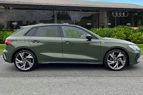 PN75FOM Audi A3 Sportback Black Edition TFSI  150 PS S tronic Thumbnail #4