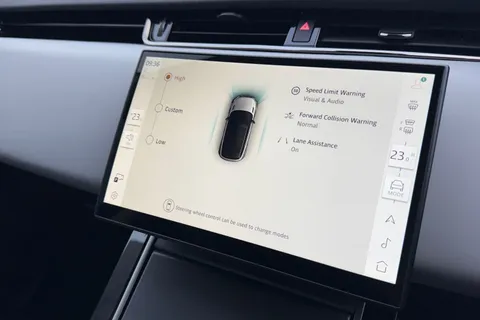 39 of 49 for Land Rover Range Rover Evoque 2.0 D200 Dynamic HSE 5dr