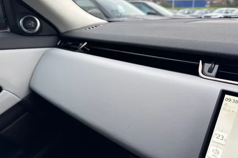 49 of 49 for Land Rover Range Rover Evoque 2.0 D200 Dynamic HSE 5dr