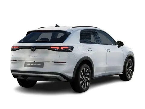  Volkswagen T-Roc 1.5 eTSI MHEV Life DSG Euro 6 (s/s) 5dr Thumbnail #3