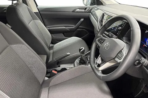 GL25DWF Volkswagen Taigo 1.0 TSI Match 5dr Thumbnail #11