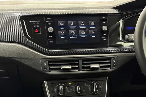 GL25DWF Volkswagen Taigo 1.0 TSI Match 5dr Thumbnail #13