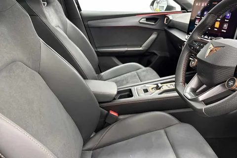 DF25KUH CUPRA Leon 1.5 eTSI 150 V2 5dr DSG Thumbnail #10