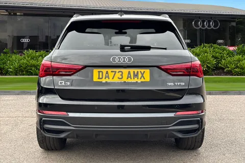 DA73AMX Audi Q3 (O) Black Edition 35 TFSI  150 PS S tronic Thumbnail #5