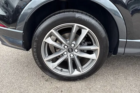 DA73AMX Audi Q3 (O) Black Edition 35 TFSI  150 PS S tronic Thumbnail #12