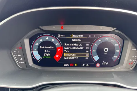 DA73AMX Audi Q3 (O) Black Edition 35 TFSI  150 PS S tronic Thumbnail #31