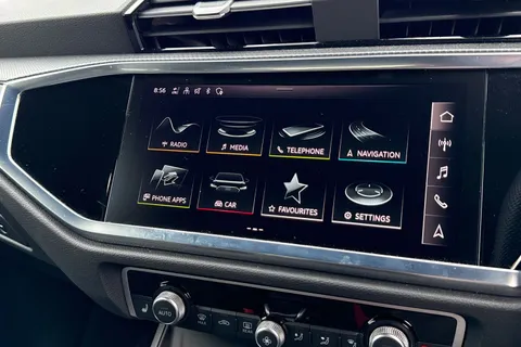 DA73AMX Audi Q3 (O) Black Edition 35 TFSI  150 PS S tronic Thumbnail #35