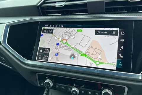 DA73AMX Audi Q3 (O) Black Edition 35 TFSI  150 PS S tronic Thumbnail #41