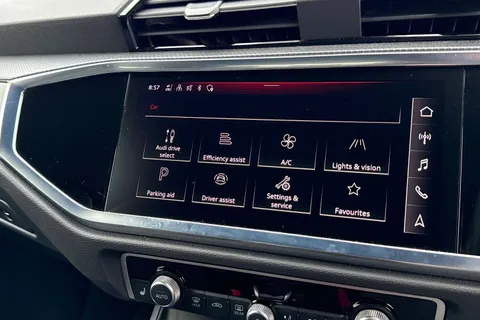 DA73AMX Audi Q3 (O) Black Edition 35 TFSI  150 PS S tronic Thumbnail #44