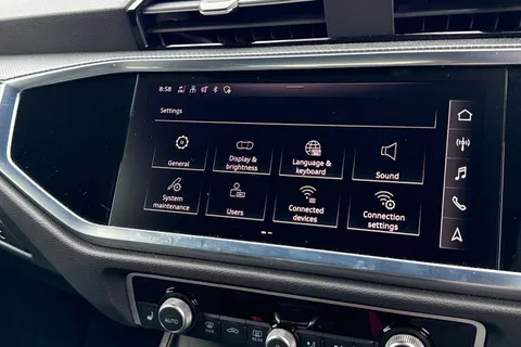 DA73AMX Audi Q3 (O) Black Edition 35 TFSI  150 PS S tronic Thumbnail #48