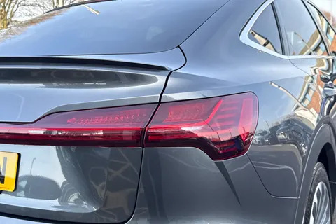 PY24HJN Audi Q8 e-tron 50 S line Sportback Auto quattro 5dr 95kWh (11kW Charger) Thumbnail #9