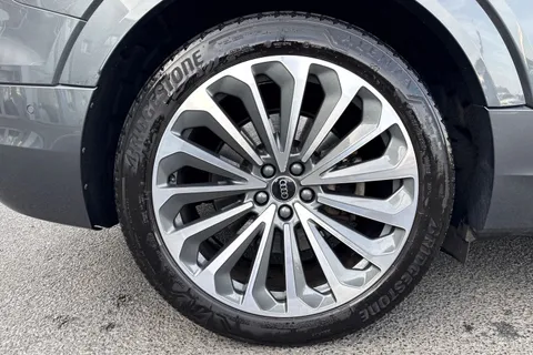 PY24HJN Audi Q8 e-tron 50 S line Sportback Auto quattro 5dr 95kWh (11kW Charger) Thumbnail #13